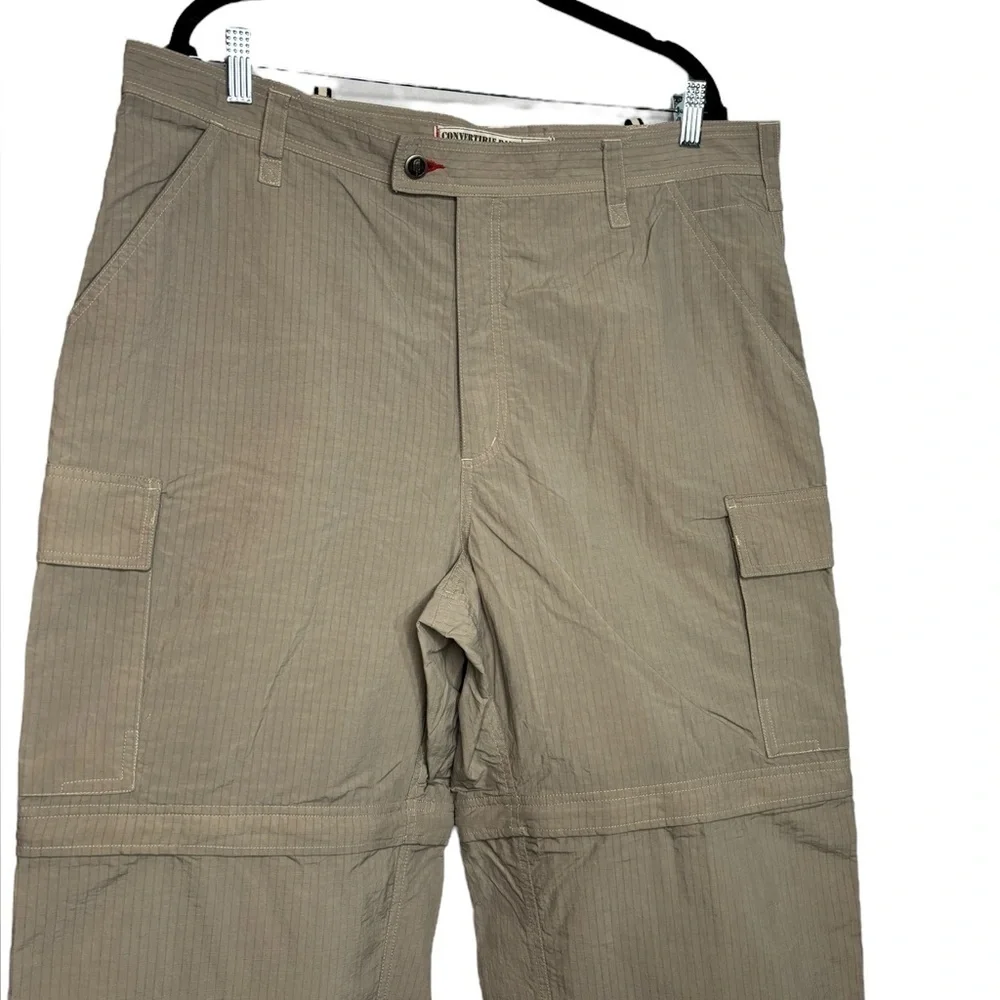 Men’s The North Face Convertible Rip Stop Cargo Pant Size 40
